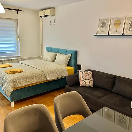 Maison D'elite アパート *